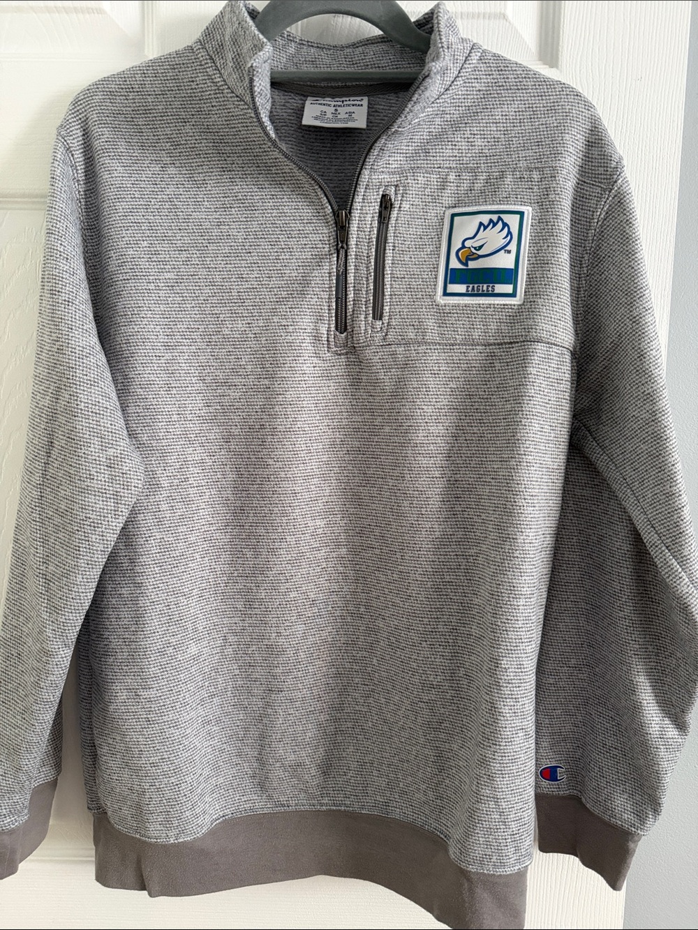 Champion FGCU Men’s Gray Quarter-Zip Pullover  - size Small